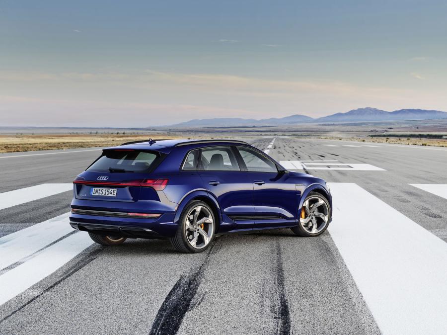  Audi e-tron S 2020 года  (WW) (фото 41 из 62)